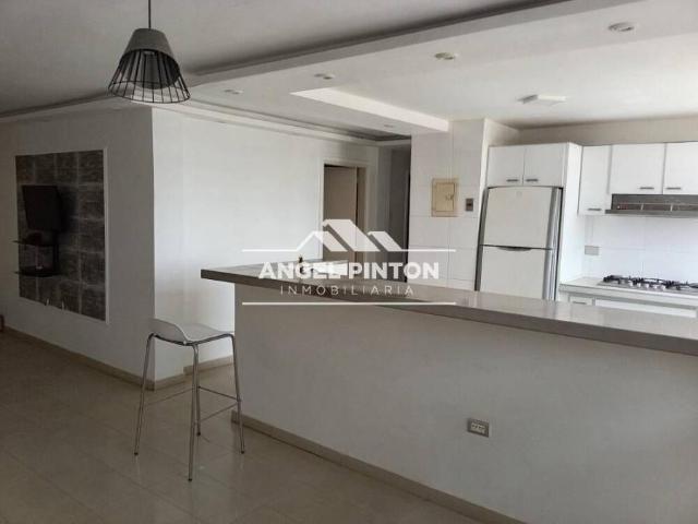 Apartamento en alquiler en Cacique Mara, Maracaibo