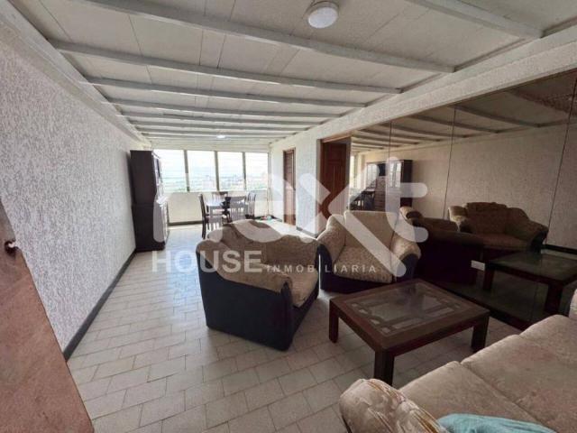 Apartamento en alquiler en Cacique Mara, Maracaibo