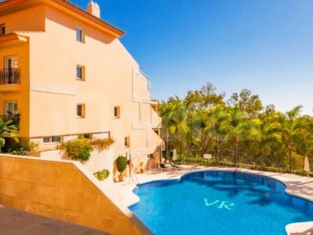 Apartamento en alquiler en Nueva Andalucía, Marbella