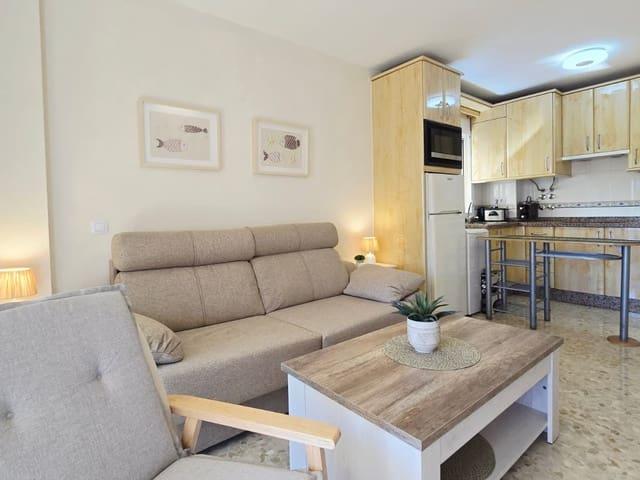 Apartamento en alquiler en Mezquitilla, La Axarquía
