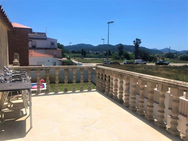 Apartamento en alquiler en Oliva