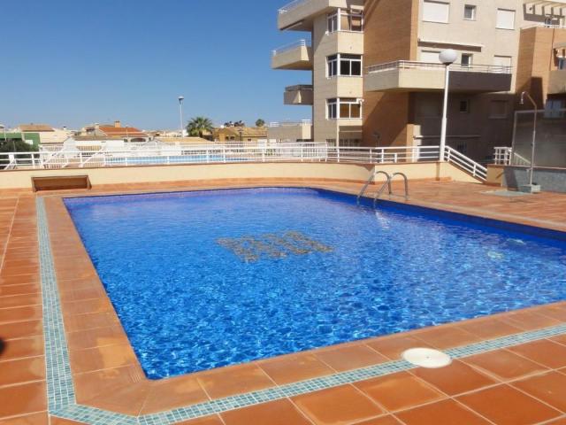 Apartamento en alquiler en Oliva, Urbanització Platja d'Oliva