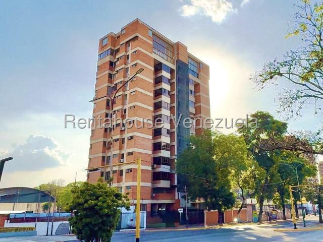 Apartamento en alquiler en Avenida Lara, Iribarren