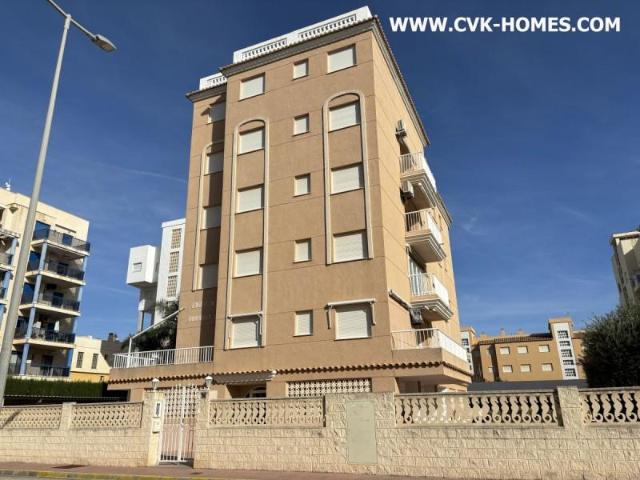 Apartamento en alquiler en Piles