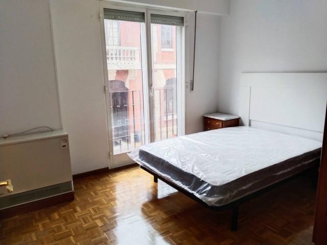 Piso en alquiler en Burgos, San Pedro y San Felices