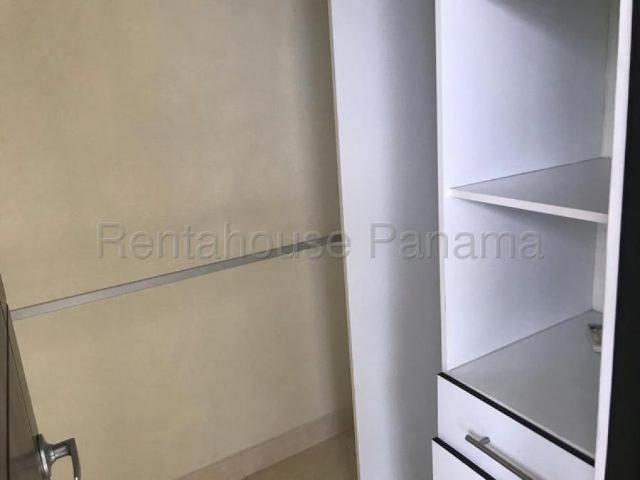 Apartamento en Alquiler en Santiago Dos Mares Veraguas 595 m2. 4 hab