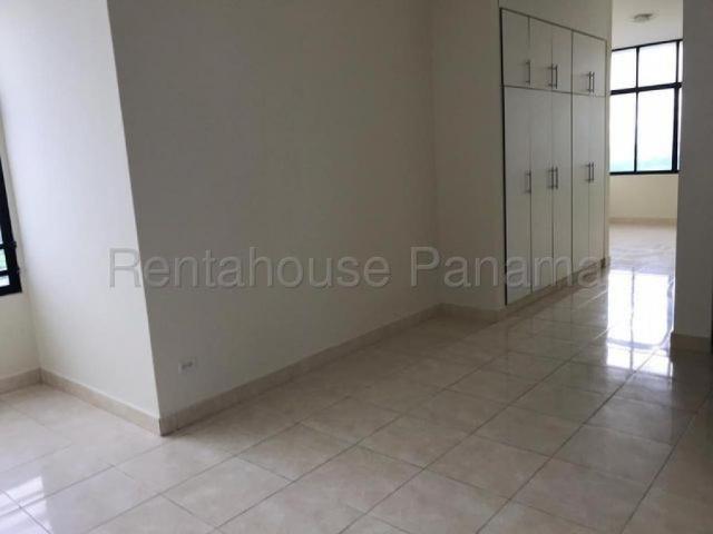 Apartamento en Alquiler en Santiago Dos Mares Veraguas 595 m2. 4 hab