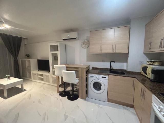 Apartamento en alquiler en Torrevieja, El Palmeral