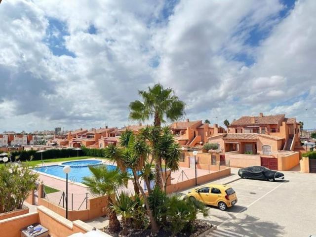 Apartamento en alquiler en Torrevieja