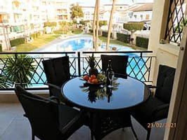 Apartamento en alquiler en Torrevieja, Europa