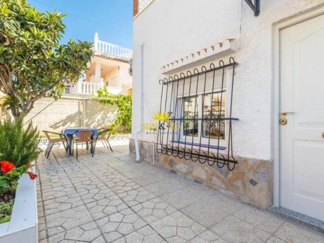 Apartamento en alquiler en Torrevieja, Residencial Europa