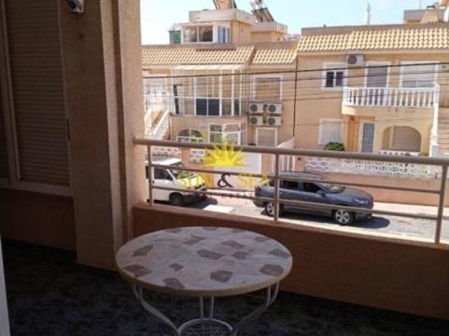 Apartamento en alquiler en Torrevieja, El Palmeral