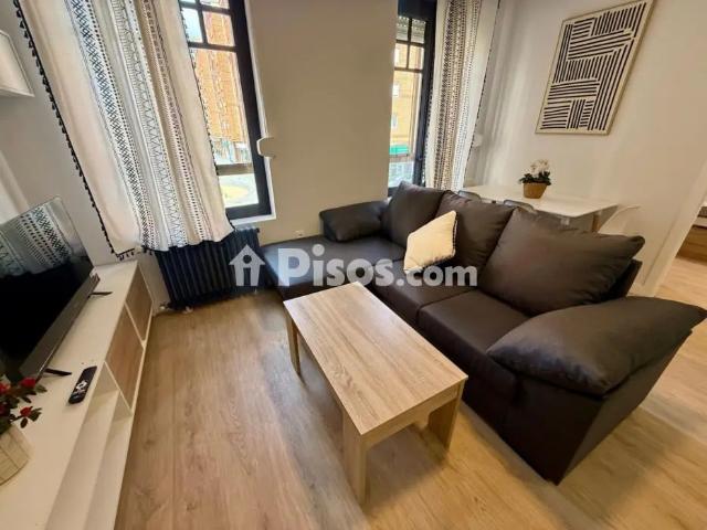 Apartamento en alquiler en Centro, León