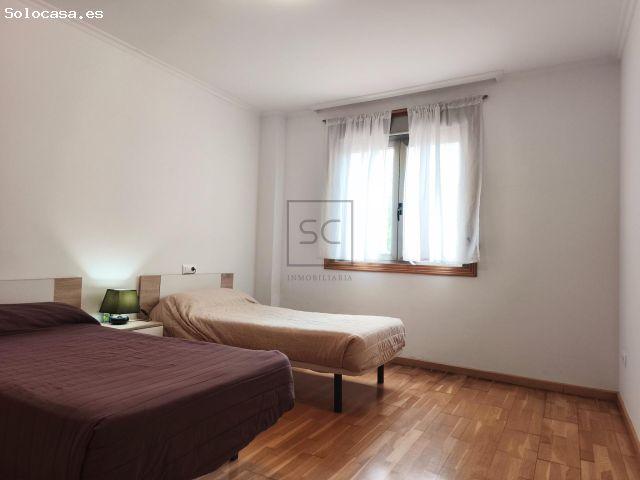Piso en venta en Ares, Ferrol