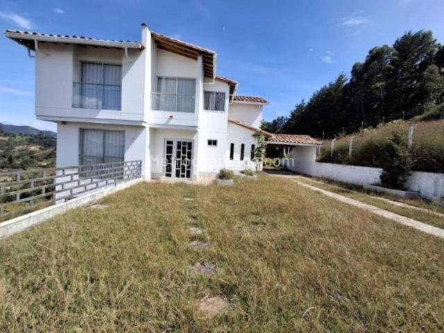 Apartamento en arriendo en Antioquia, Marinilla