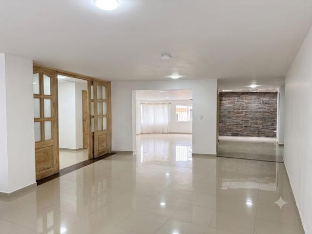Apartamento en arriendo en Chipichape, Cali
