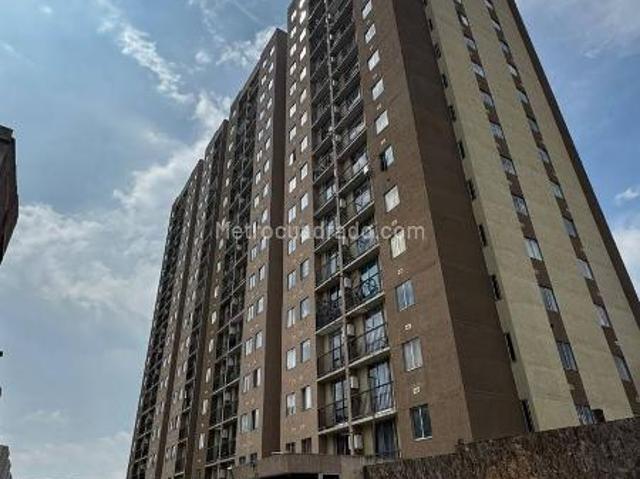 Apartamento en arriendo en El Portal, Bogotá
