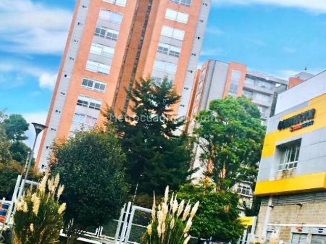 Apartamento en arriendo en Mazurén, Bogotá