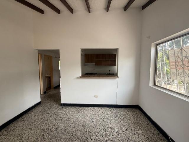 Apartamento en arriendo en El Cerrito, Sur