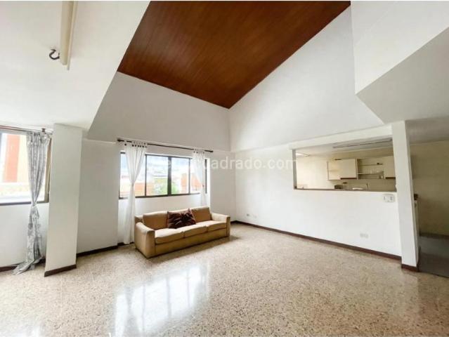 Apartamento en arriendo en Los Andes, Cali