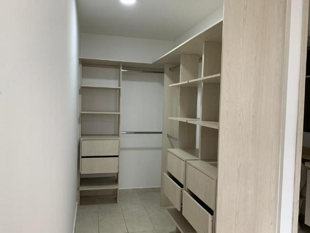 Apartamento En Arriendo En Altos Del Rosario A82092
