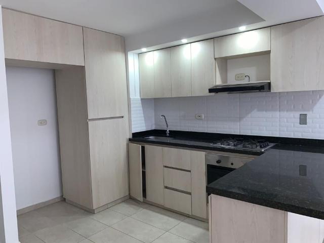 Apartamento En Arriendo En Altos Del Rosario A82092