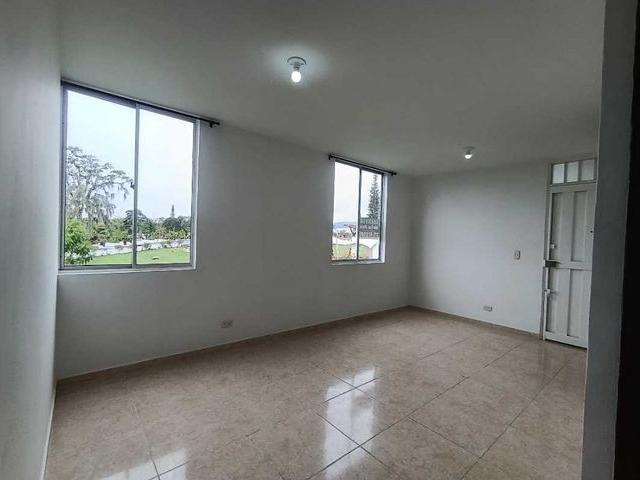 Apartamento en arriendo en Centenario, Armenia
