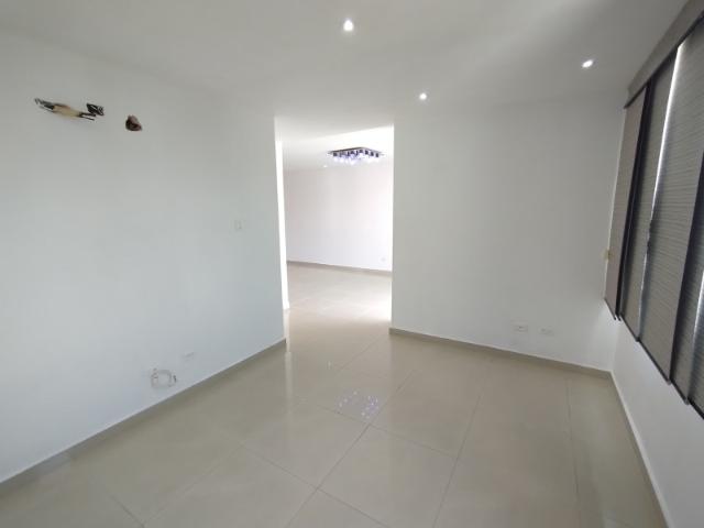 Apartamento En Arriendo En Barranquilla En Altos De Riomar A300960