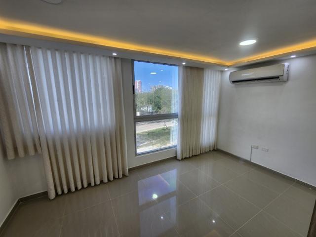 Apartamento En Arriendo En Barranquilla En Miramar A347805