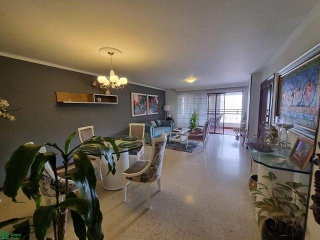 Apartamento en arriendo en Bellavista, Cali