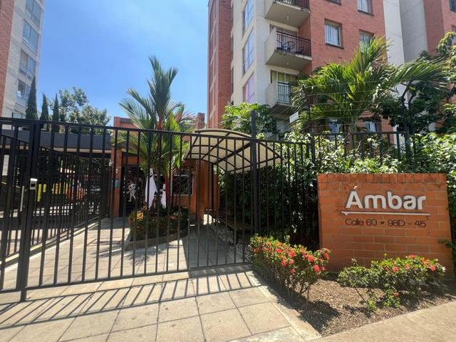 Apartamento en arriendo en El Trébol, Cali