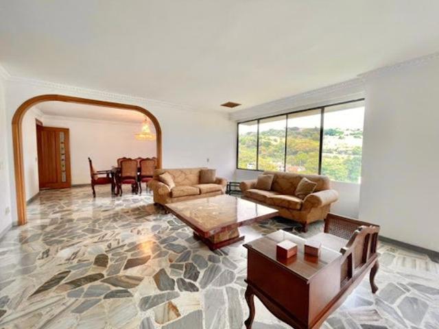 Apartamento en arriendo en Terrón Colorado, Cali