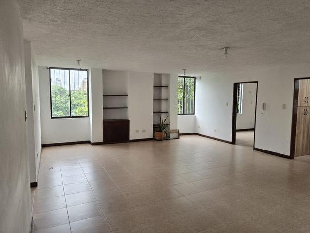 Apartamento en arriendo en El Gran Limonar - Cataya, Cali