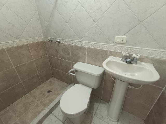 Apartamento En Arriendo En Cali En Aguacatal A356261