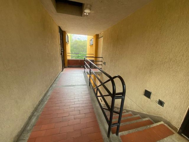 Apartamento En Arriendo En Cali En Aguacatal A356261