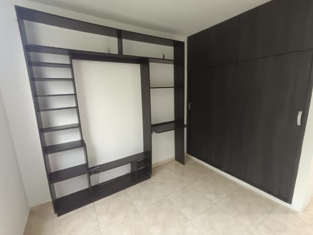 Apartamento En Arriendo En Cali En Aguacatal A356261