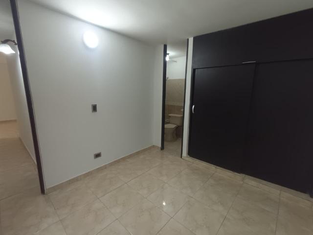 Apartamento En Arriendo En Cali En Aguacatal A356261