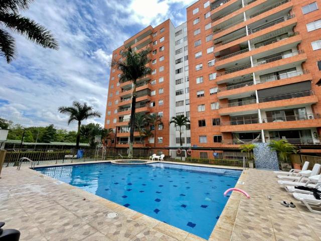 Apartamento En Arriendo En Cali En Cerca Al Centro Comercial Chipichape A331357