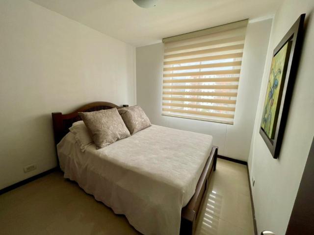Apartamento En Arriendo En Cali En Cerca Al Centro Comercial Chipichape A331357