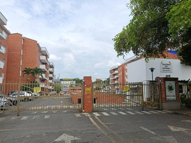 Apartamento en arriendo en Sur, El Limonar