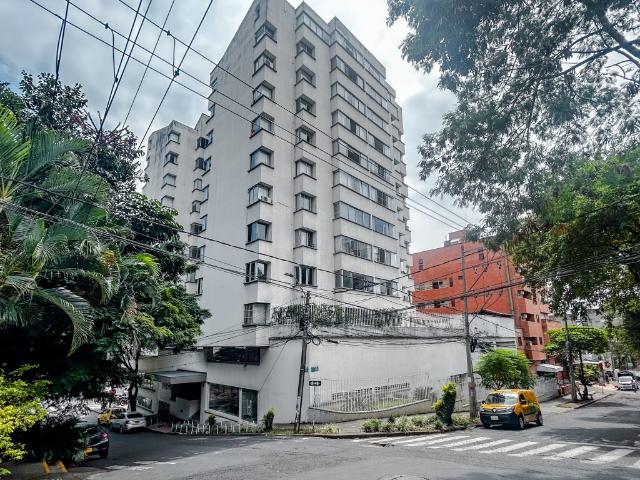Apartamento en arriendo en Santa Teresita, Cali