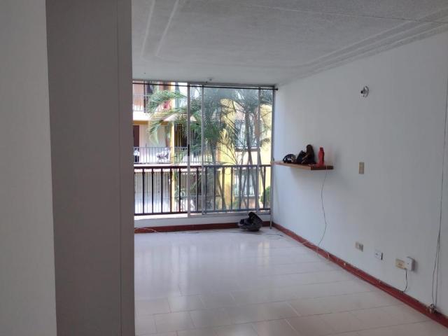 Apartamento en arriendo en Sur, El Limonar