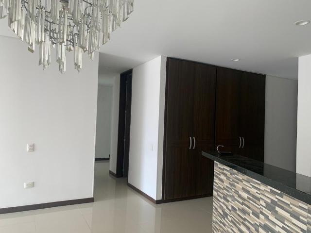 Apartamento En Arriendo En Cali En Normandia A327454