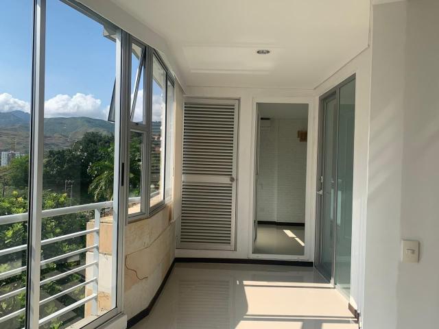 Apartamento En Arriendo En Cali En Normandia A327454