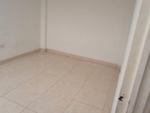 Apartamento En Arriendo En Cali En Salomia A327834