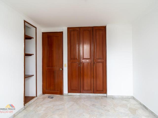 Apartamento En Arriendo En Pereira En La Rebeca A115796