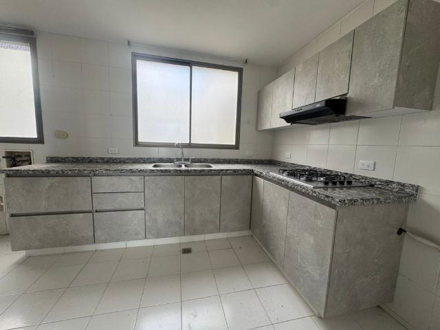 Apartamento En Arriendo En Pereira En Los Alpes A299125