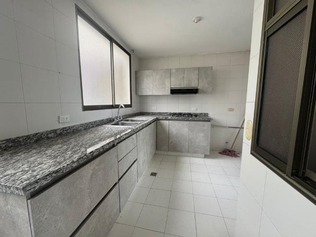 Apartamento En Arriendo En Pereira En Los Alpes A299125