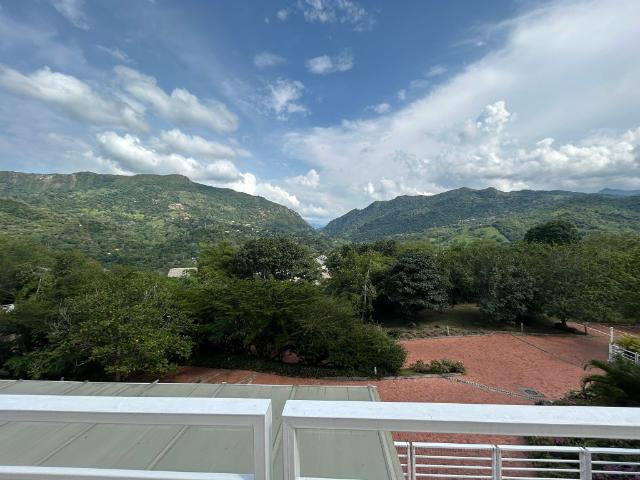 Apartamento En Arriendo En Villeta En Payande A297713