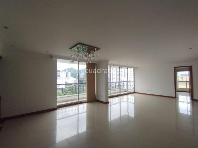 Apartamento en arriendo en Universidad, AMCO, Area Metropolitana Centro Occidente